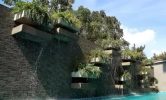 THE WIND HOTEL