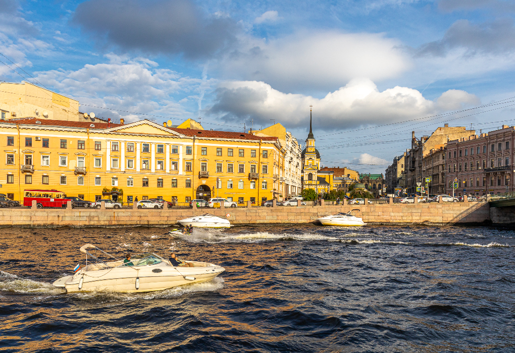 "Санкт-Петербург - день за днем. Петербургские истории", тур на 7 дней, летнее расписание