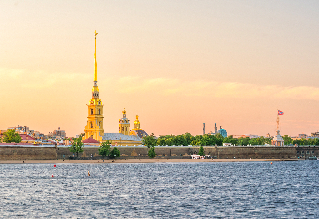 "Санкт-Петербург – собери тур сам", тур на 6 дней,  летнее расписание
